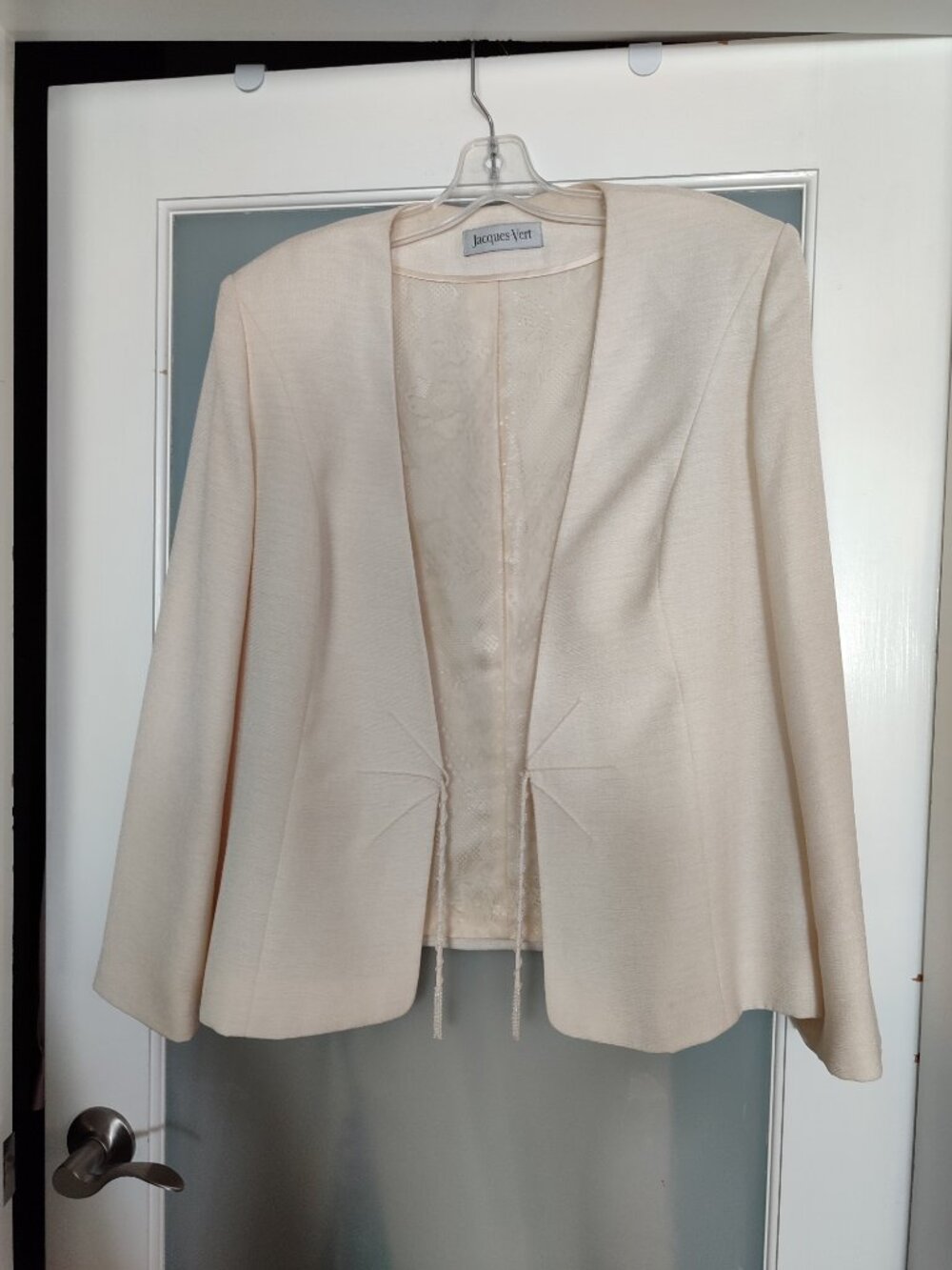 EUC Jacques Vert Ivory  Cream Beaded tie Front Textured Blazer Size 18